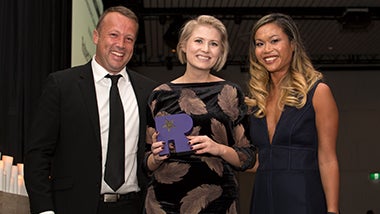 Robert Walters Australia staff hold up International Recruitment Company of the Year Award